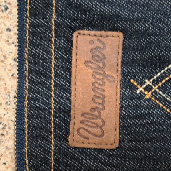 WRANGLER Zippered Coin Purse/Denim Pocket - Picture 3 of 12
